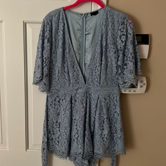 NBD Mila lace romper size medium - Picture 2 of 5
